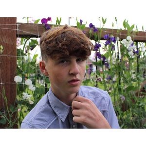 Meet your Posher, Christopher